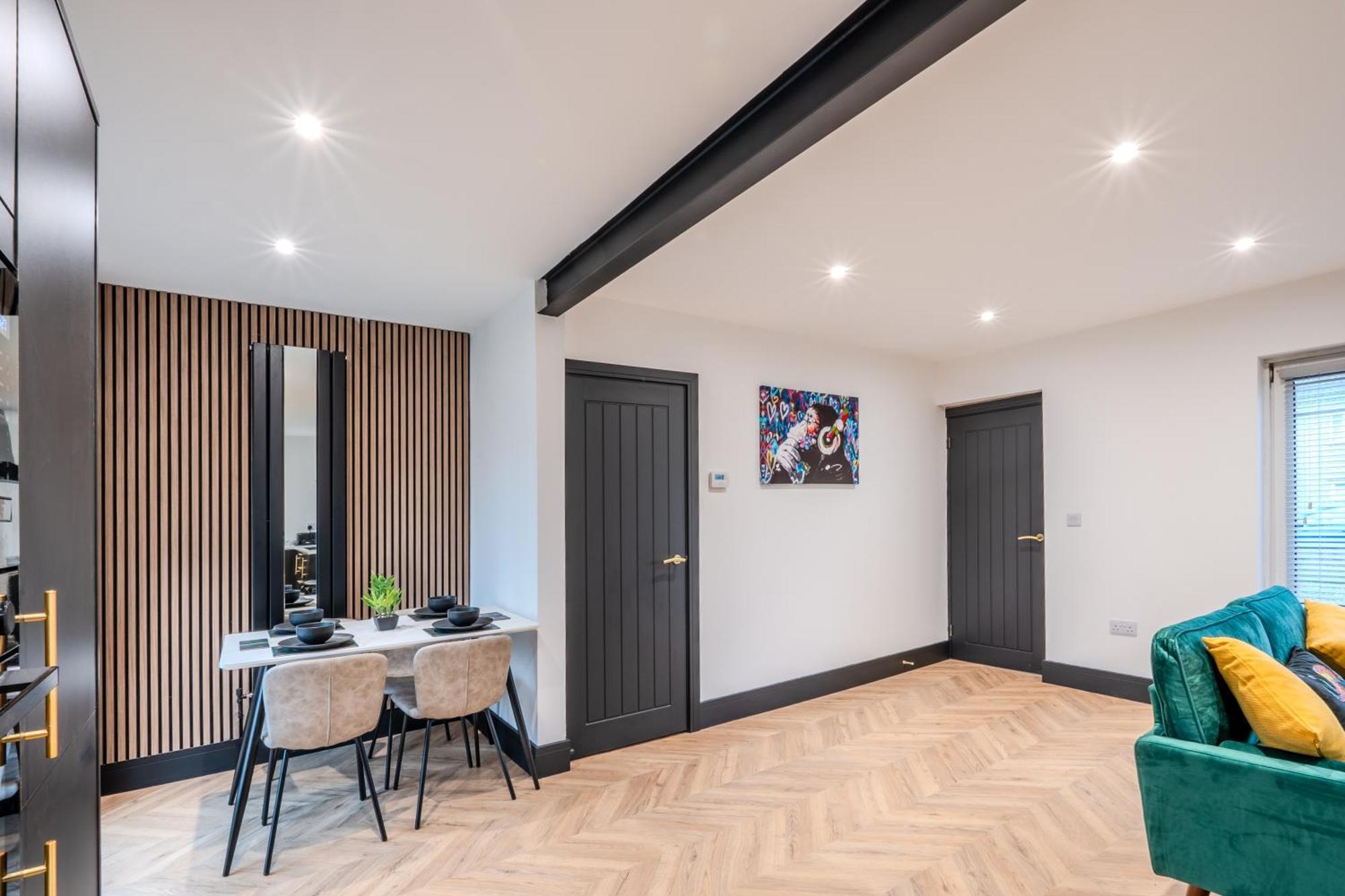 Modern 3Br Home - Private Parking - Tv In Every Bedroom Swansea Ngoại thất bức ảnh